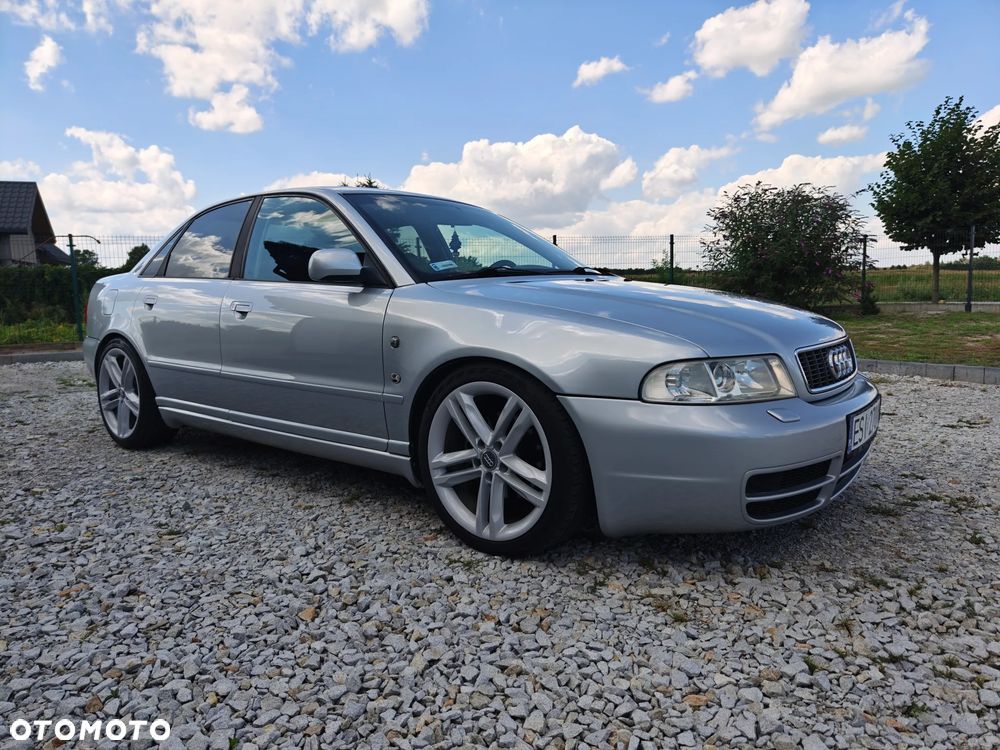 Audi A4 Limousine - 2