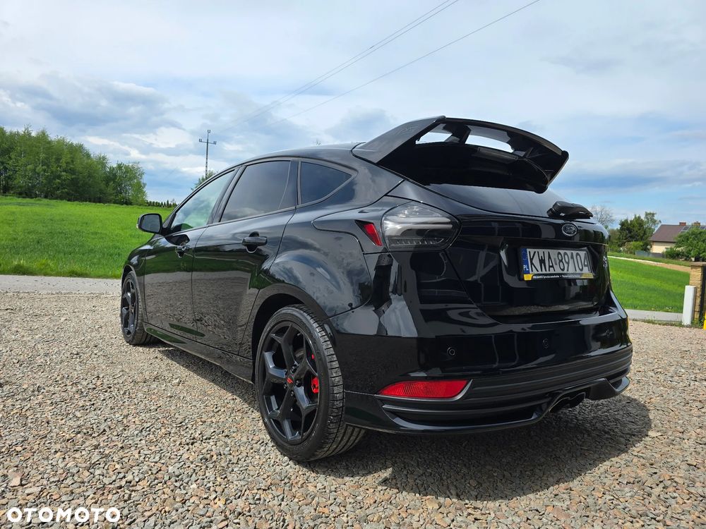 Ford Focus - 1