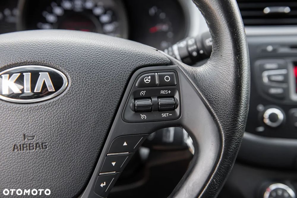 Kia Ceed - 19