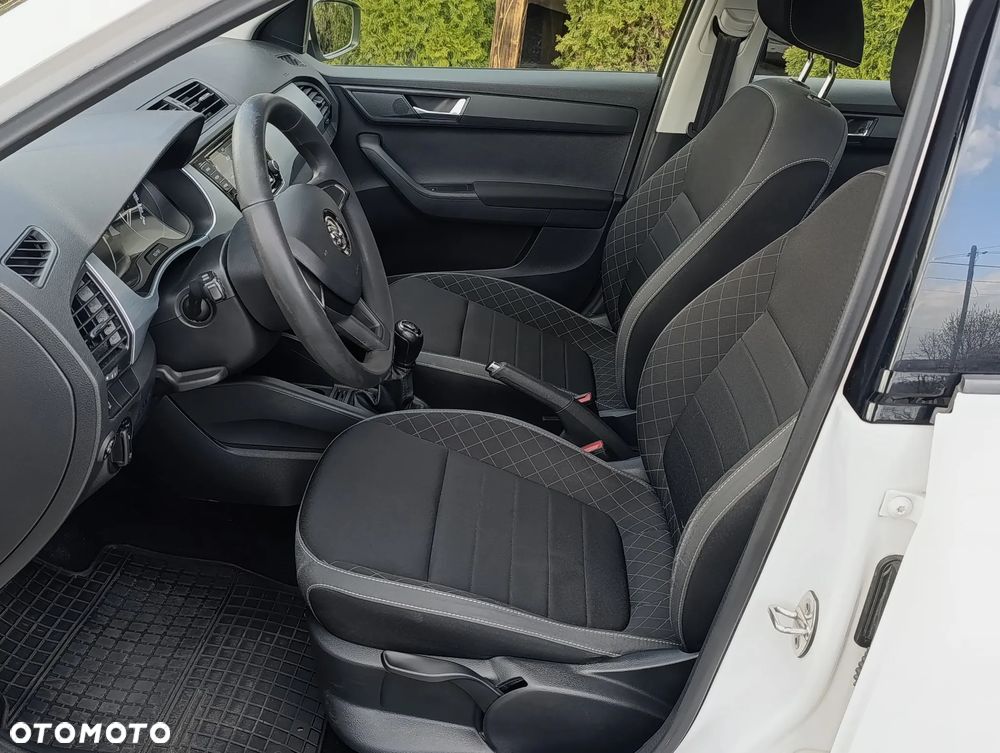 Skoda Fabia 1.0 Ambition - 17