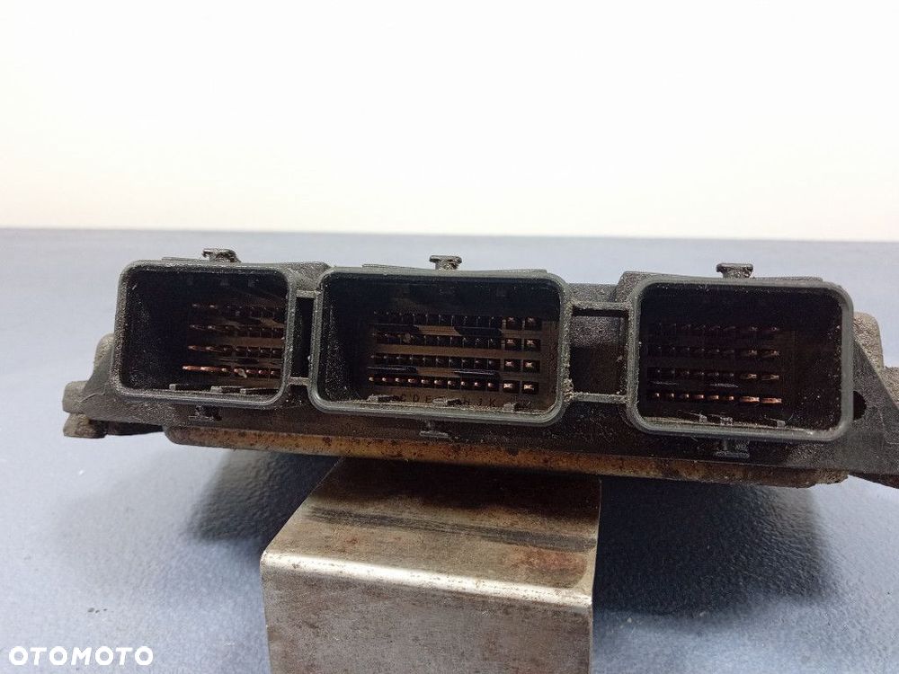 FIESTA MK6 1.6 TDCI STEROWNIK SILNIKA 5S6112A650AF - 4