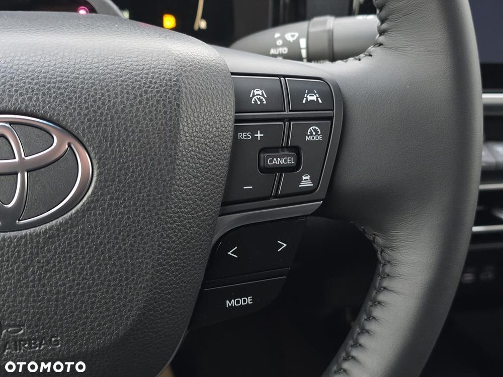 Toyota Camry 2.5 Hybrid Dynamic Force Comfort e-CVT - 17