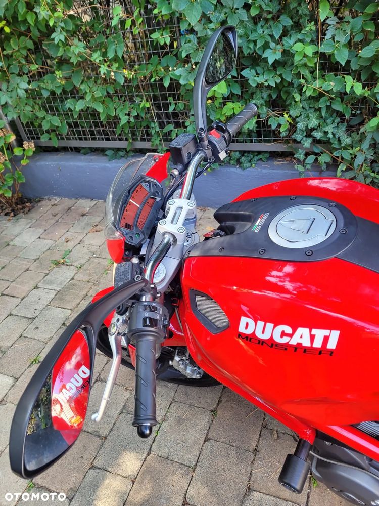 Ducati Monster - 8