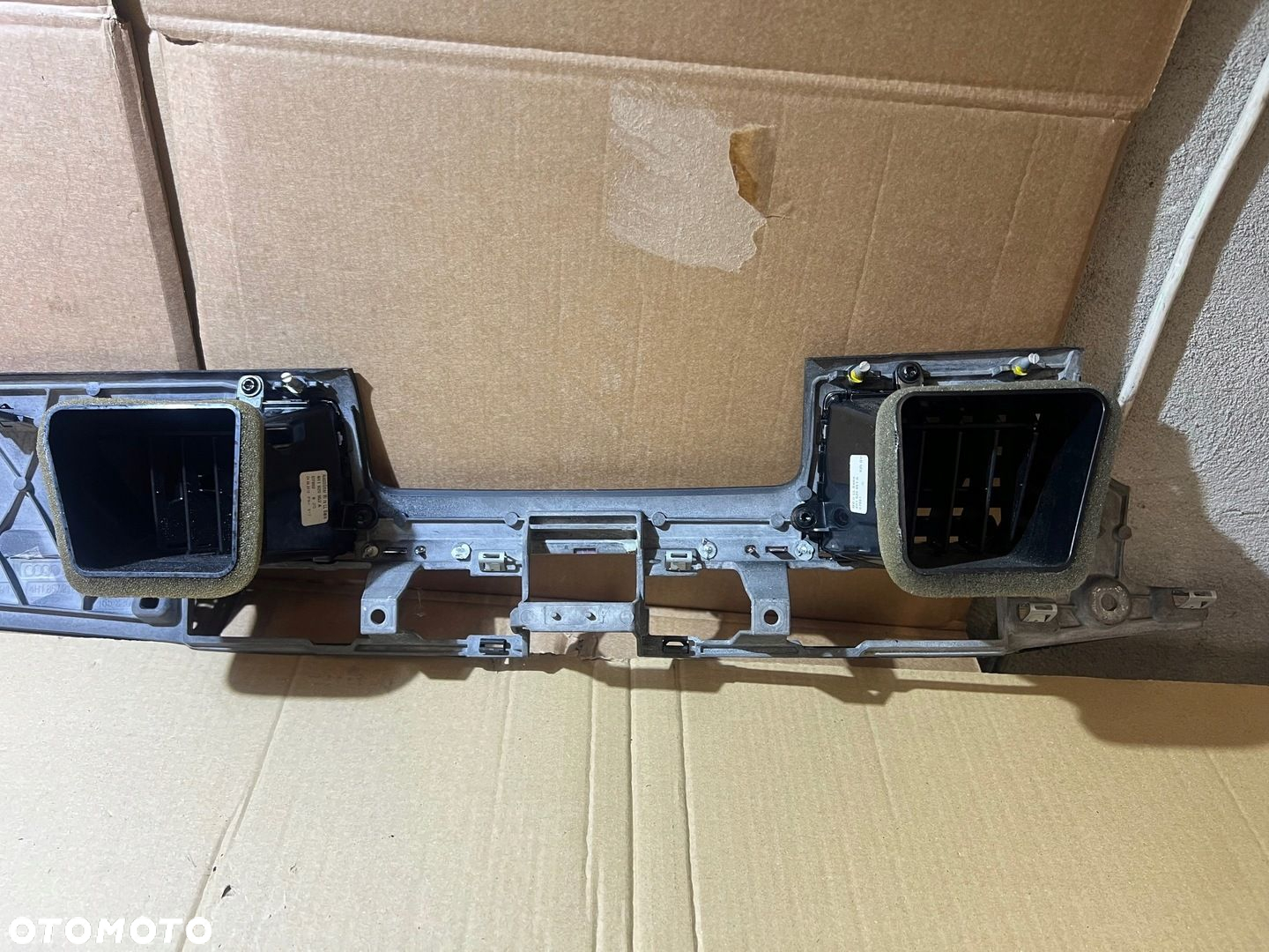 AUDI A8 D4 LISTWA DEKOR DESKI 4H1857212 L4H000011S - 9