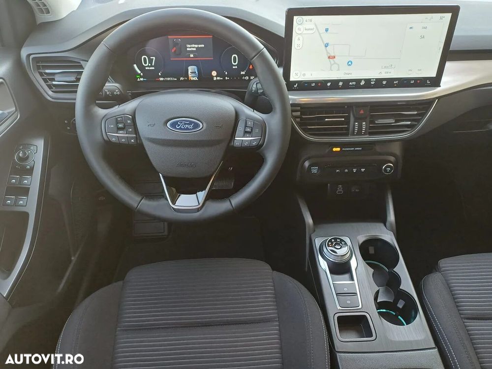 Ford Focus - 12