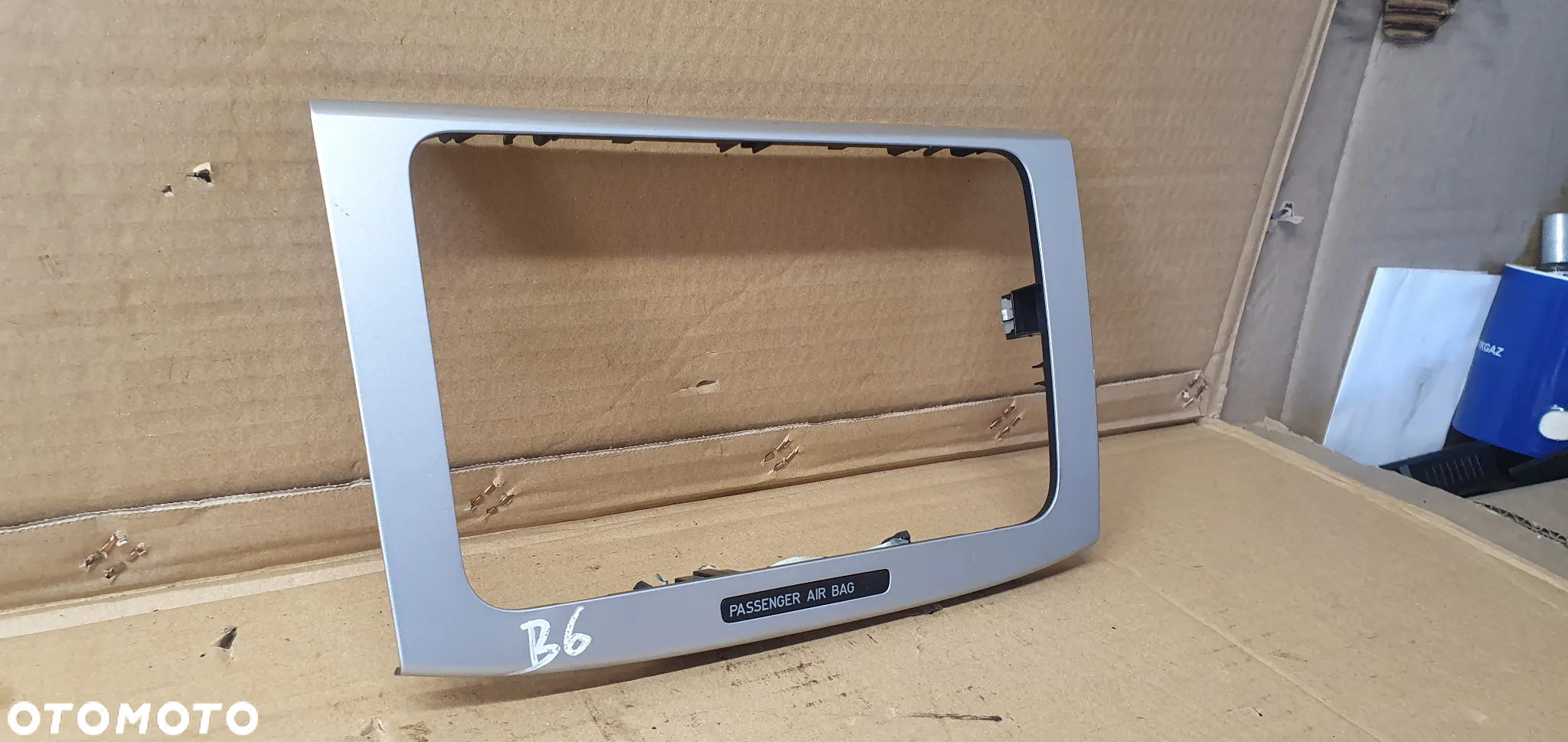 Ramka radia konsoli dekor VW Passat B6 3C0858069AE - 4