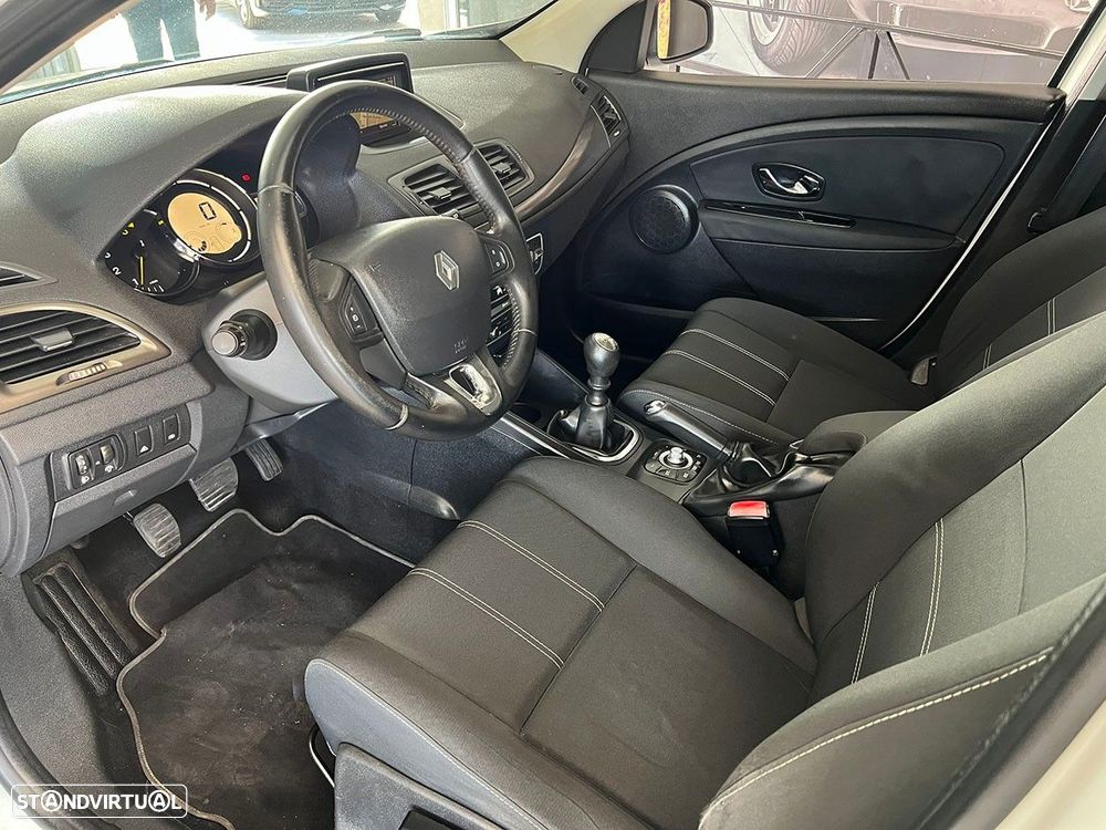 Renault Mégane Sport Tourer 1.5 dCi Confort SS - 7