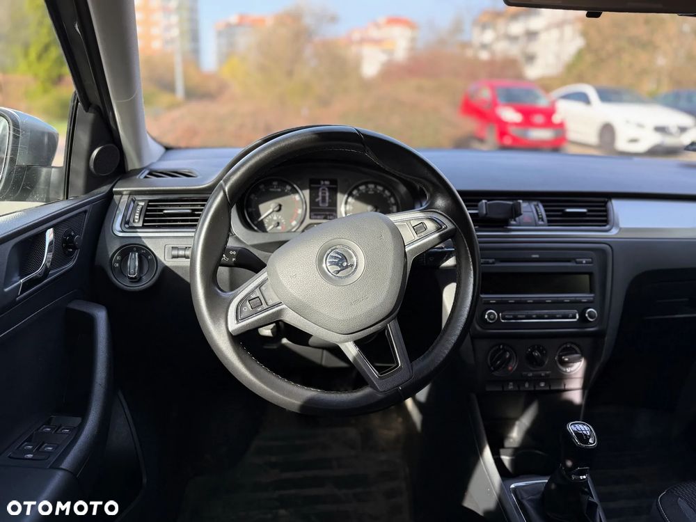 Skoda RAPID - 8