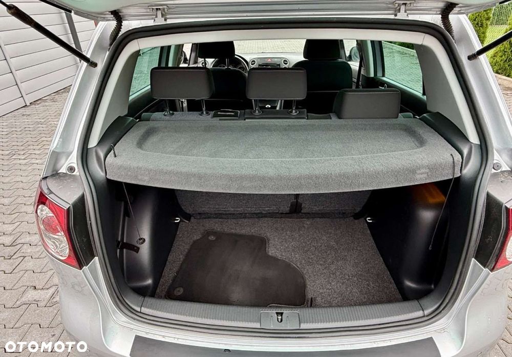 Volkswagen Golf Plus - 16