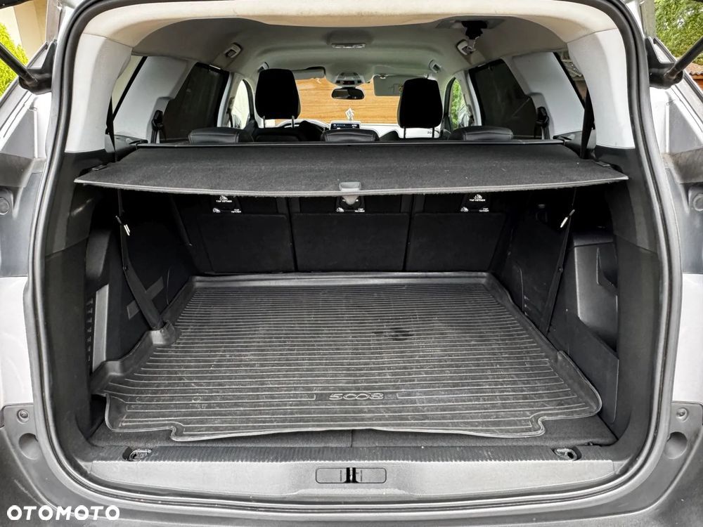 Peugeot 5008 1.6 BlueHDI Allure S&S - 26