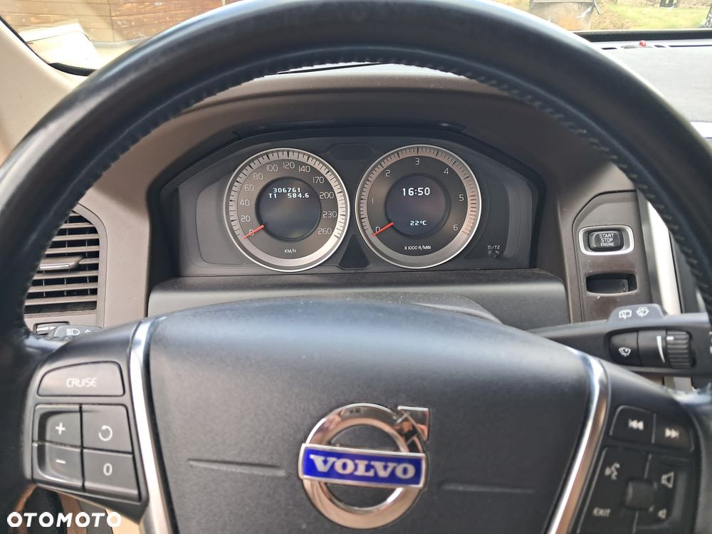 Volvo XC 60 D5 AWD Momentum - 12