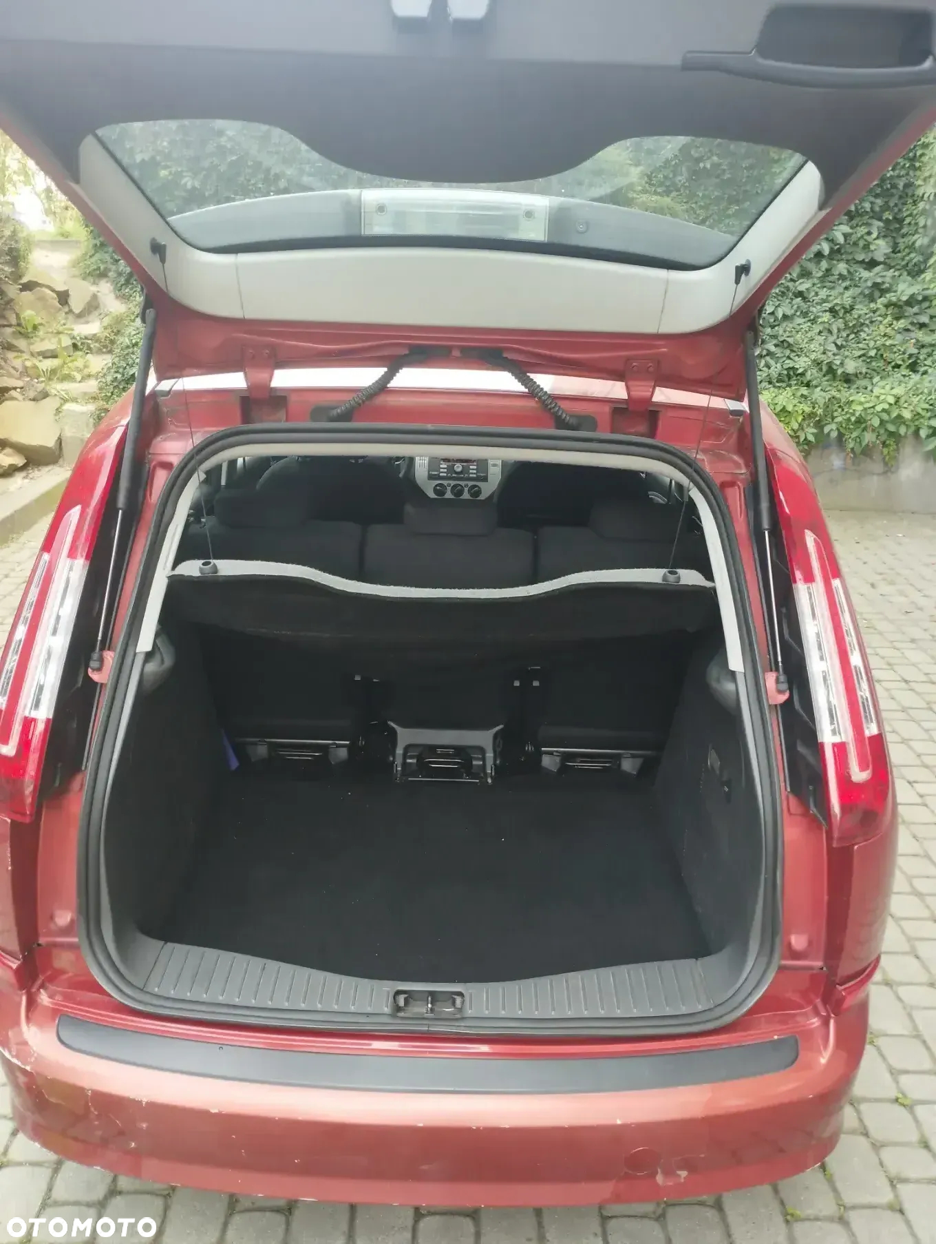 Ford C-MAX 1.6 TDCi Ambiente - 2