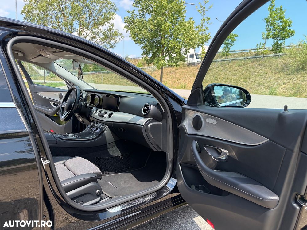 Mercedes-Benz E 300 Aut. - 22
