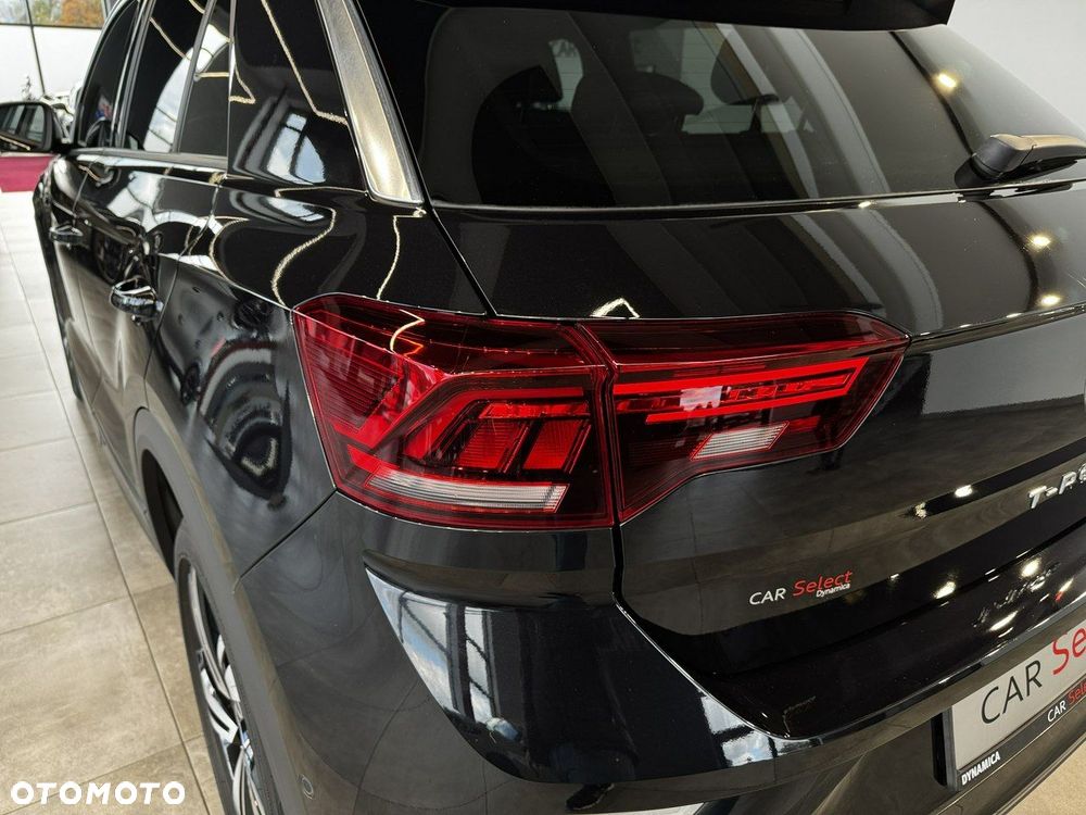 Volkswagen T-Roc - 12