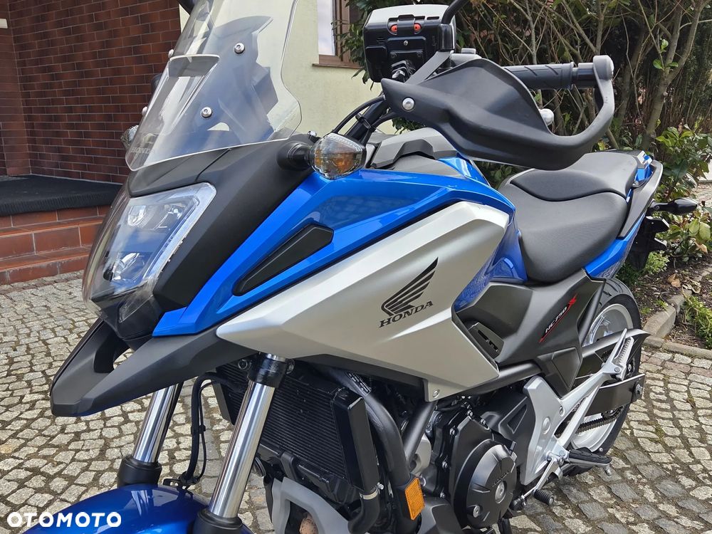 Honda NC - 25
