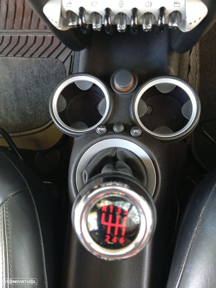 MINI Clubman John Cooper Works - 12
