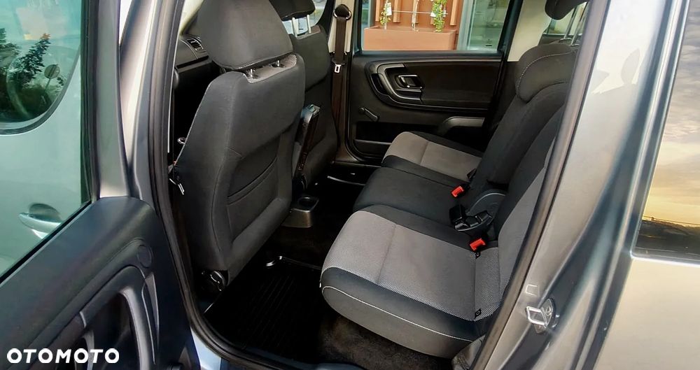 Skoda Roomster 1.6 TDI DPF Elegance - 6