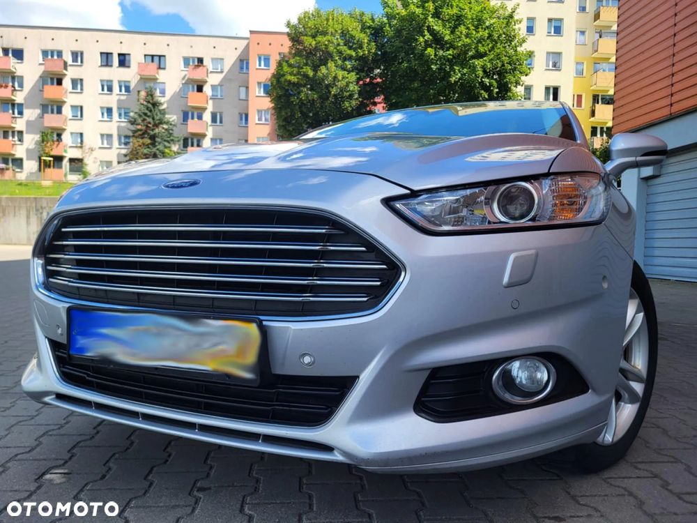 Ford Mondeo 2.0 TDCi Titanium PowerShift - 4