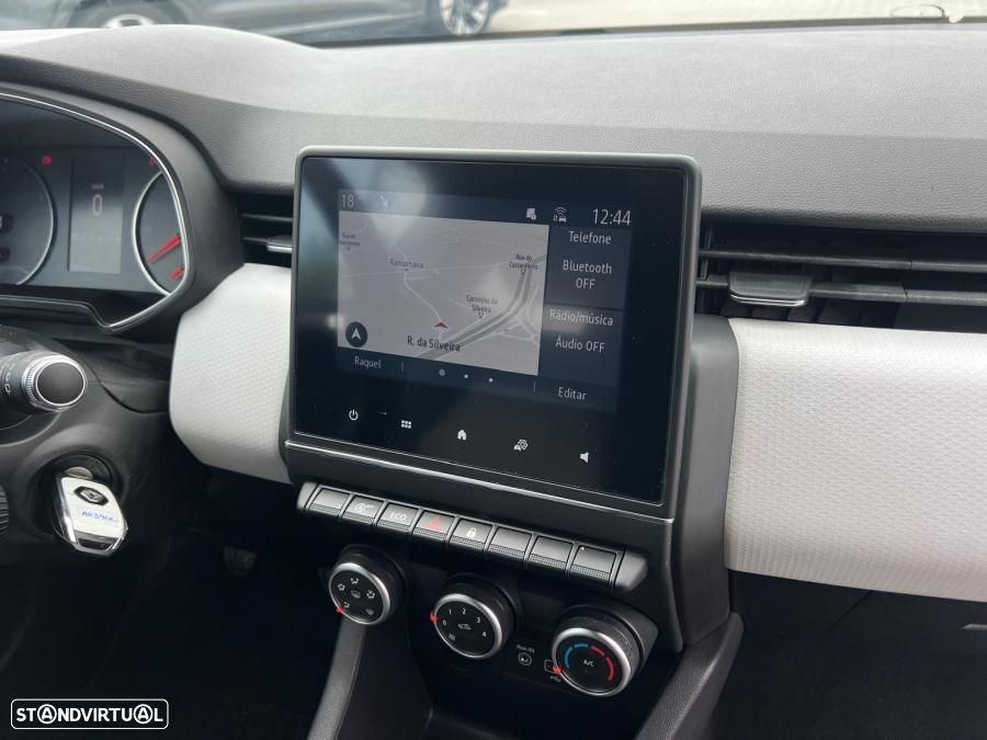 Renault Clio - 7