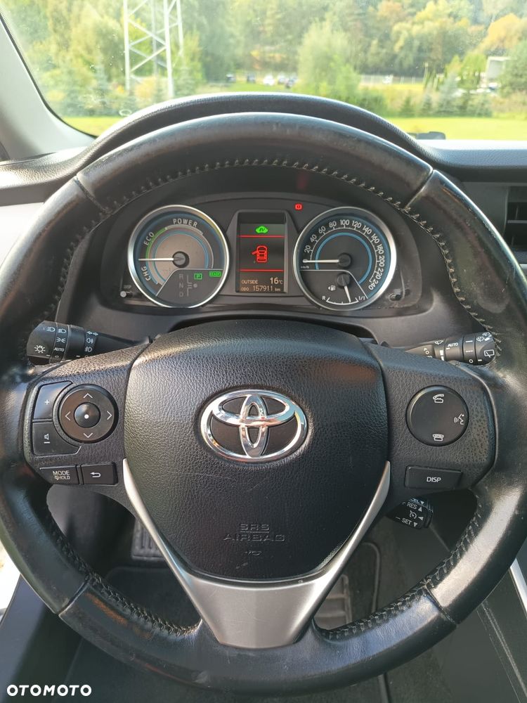 Toyota Auris - 11