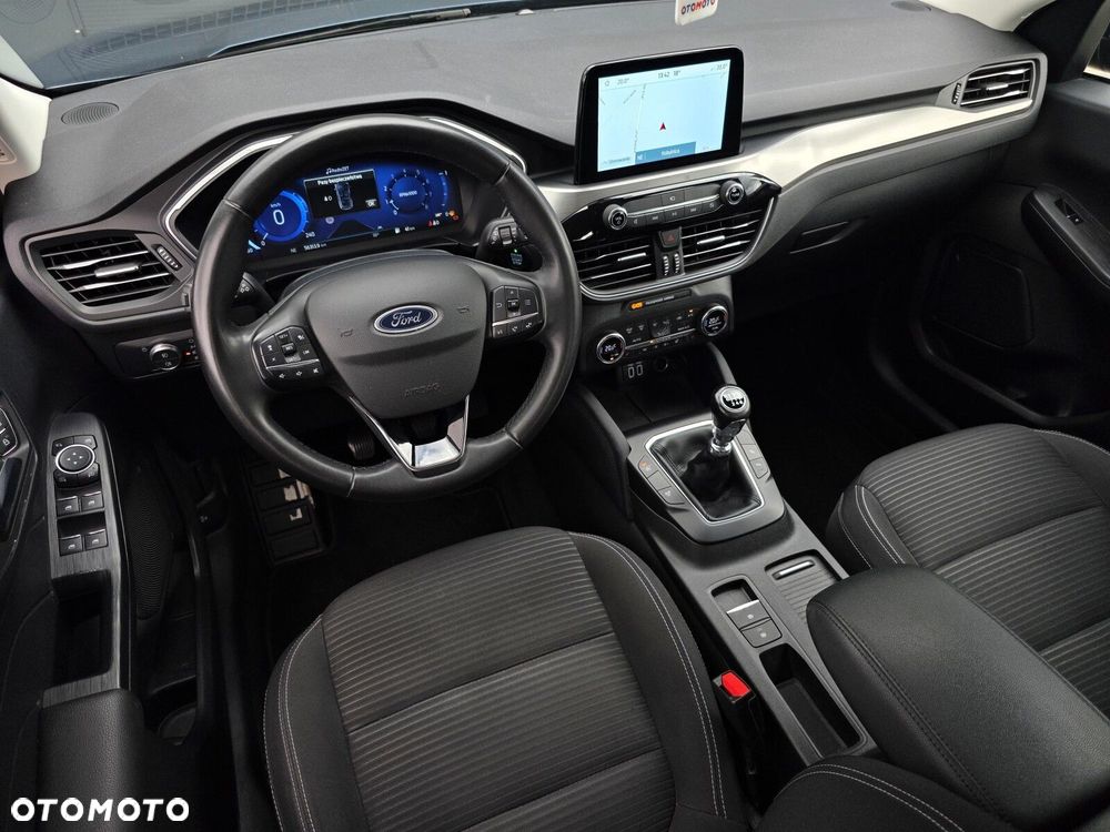 Ford Kuga - 29