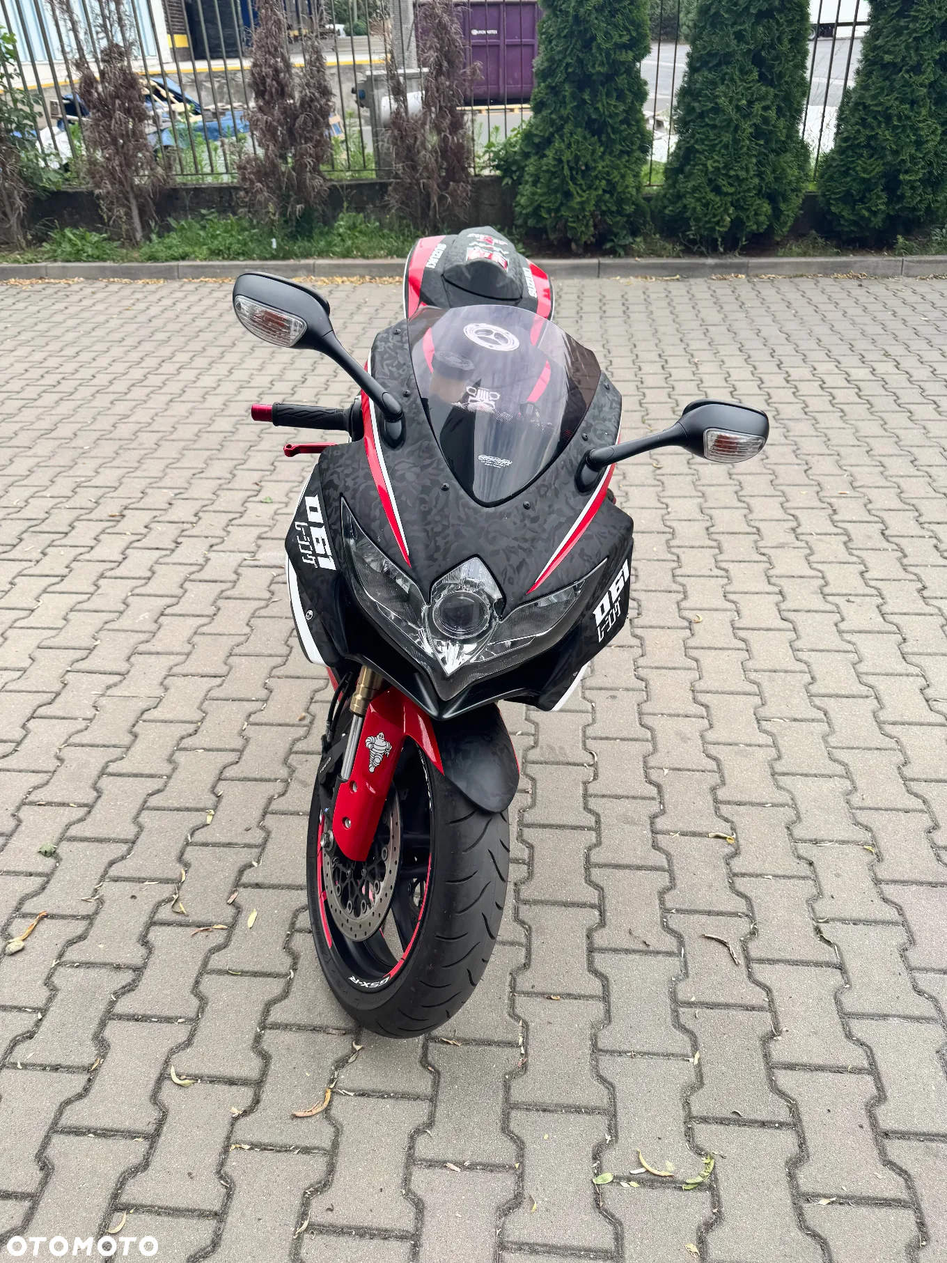 Suzuki GSX-R - 3