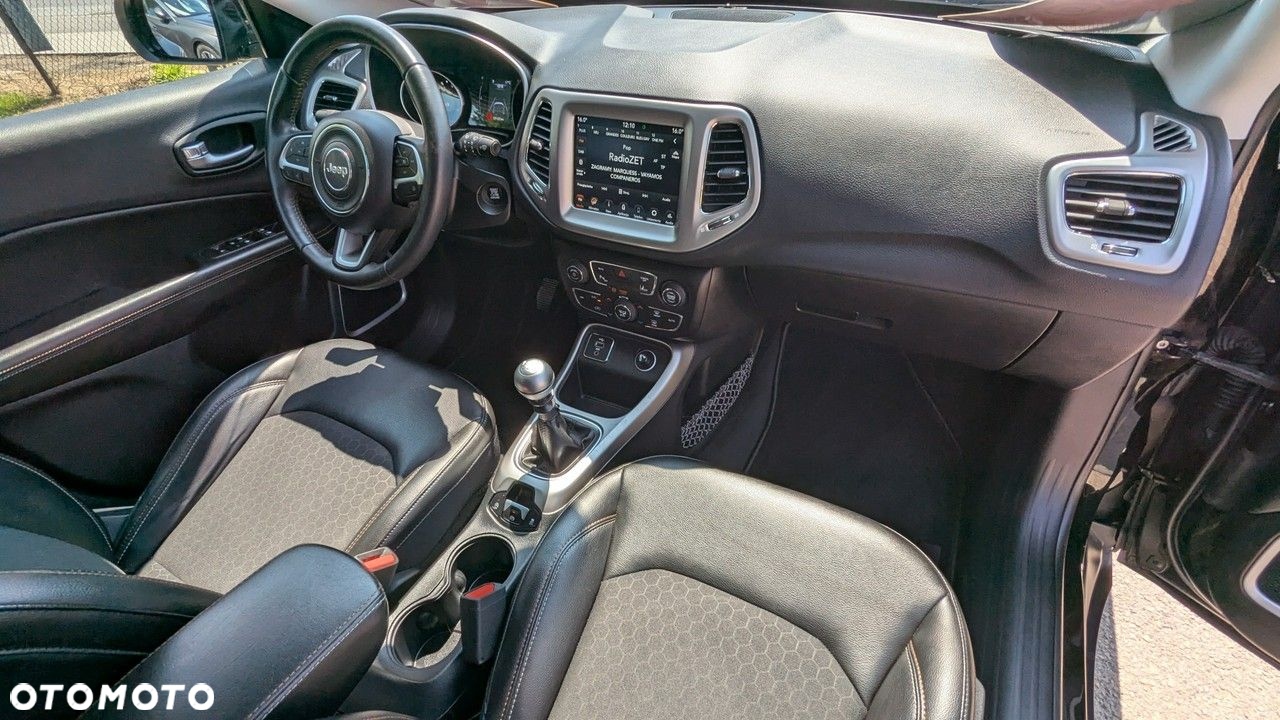 Jeep Compass - 21