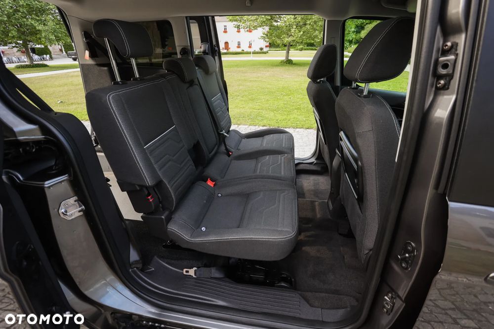Ford Tourneo Connect Gr 1.5 TDCi Titanium PowerShift - 21
