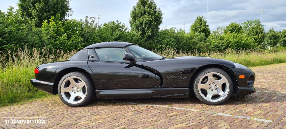 Dodge Viper - 1