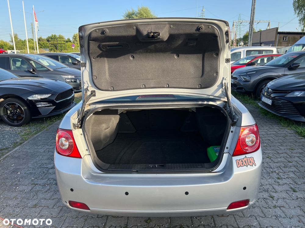 Chevrolet Epica 2.0 LS - 22
