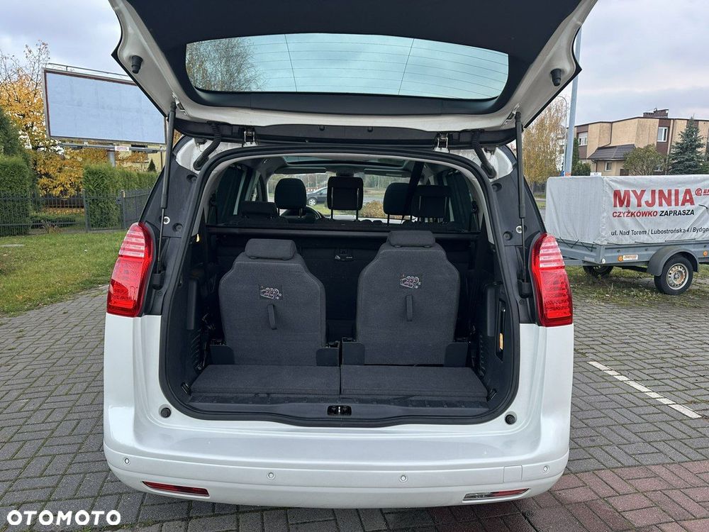 Peugeot 5008 2.0 HDi Allure 7os - 17