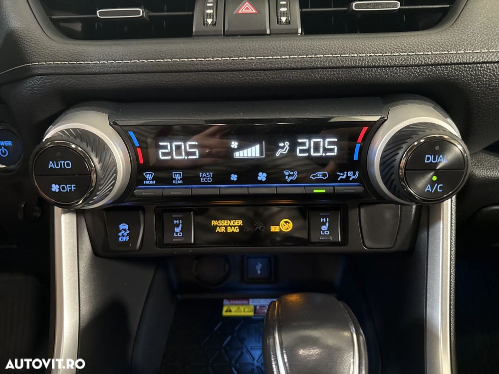 Toyota RAV4 - 19
