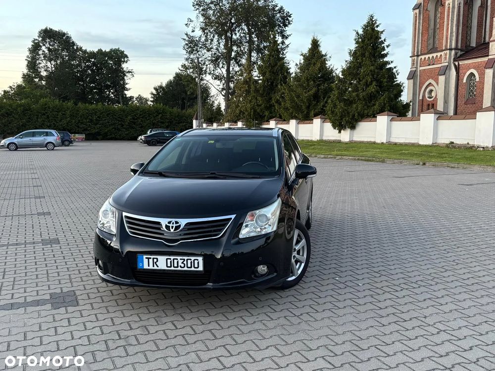 Toyota Avensis 2.2 D-4D X - 3