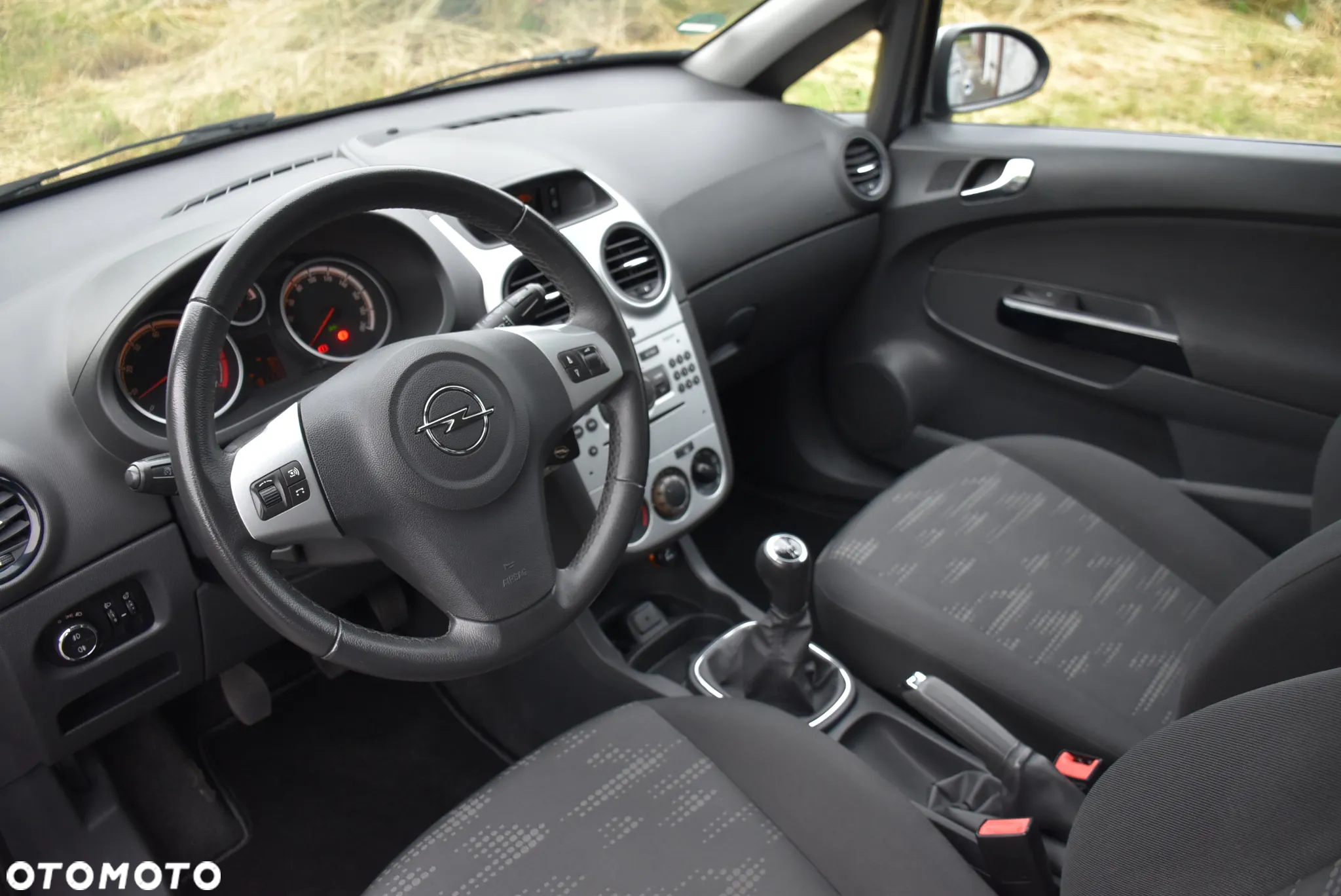Opel Corsa 1.2 16V Enjoy - 15
