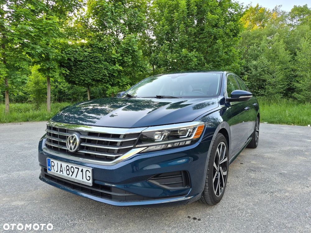 Volkswagen Passat 2.0 TSI Elegance DSG - 2