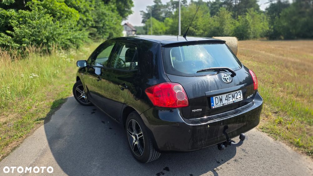 Toyota Auris 1.6 VVT-i Luna - 4