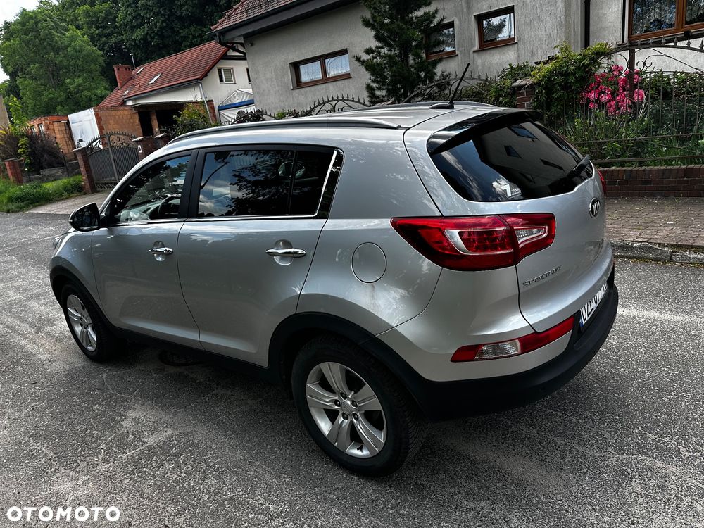 Kia Sportage 1.7 CRDI 2WD ISG Dream-Team Edition - 14