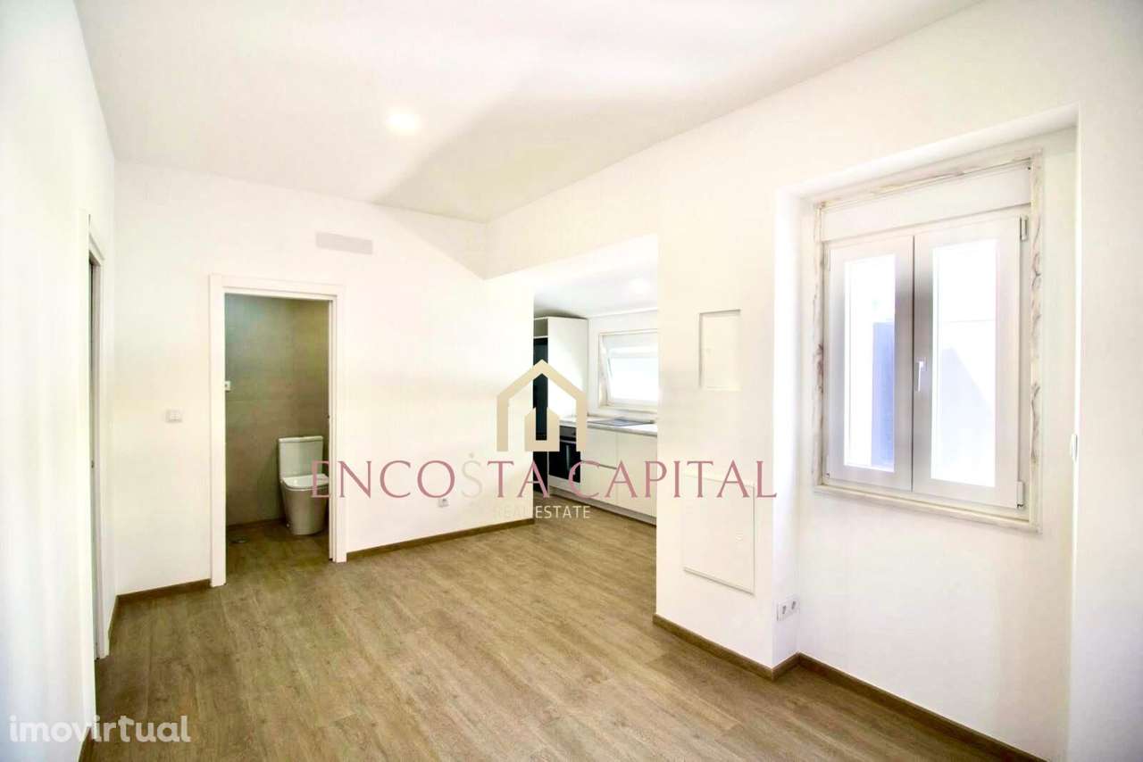 Apartamento T1 Rua José Elias Garcia 147 Parede - Grande imagem: 4/10