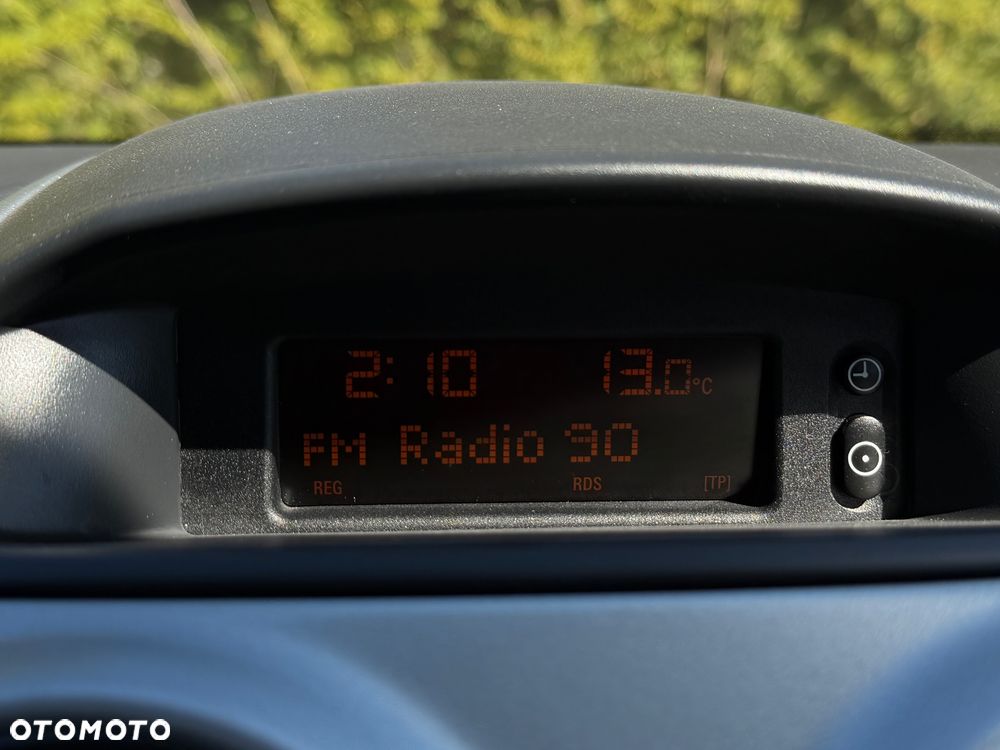 Opel Corsa 1.2 16V - 17