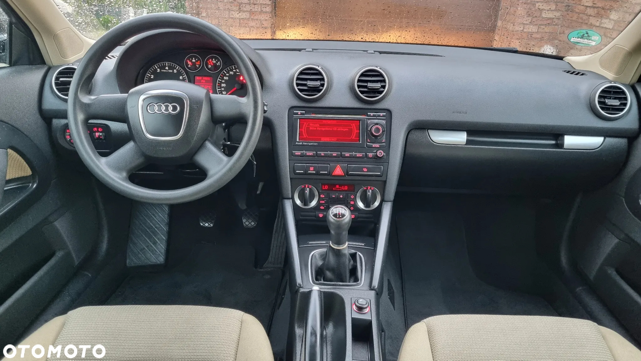 Audi A3 1.6 Ambiente - 18