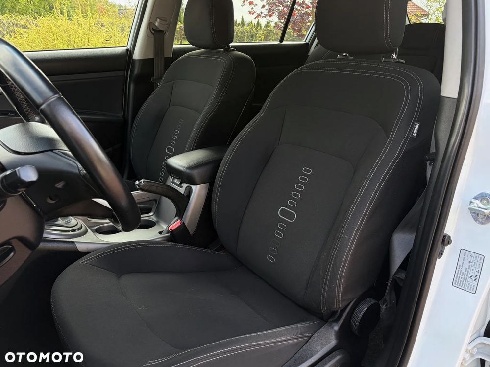 Kia Sportage 1.7 CRDI Business Line M 2WD - 25