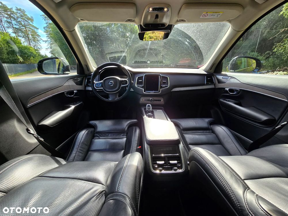 Volvo XC 90 - 11
