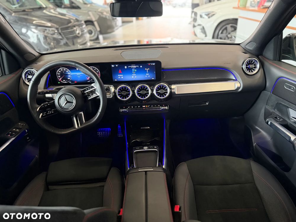 Mercedes-Benz GLB 200 AMG Line 7G-DCT - 11