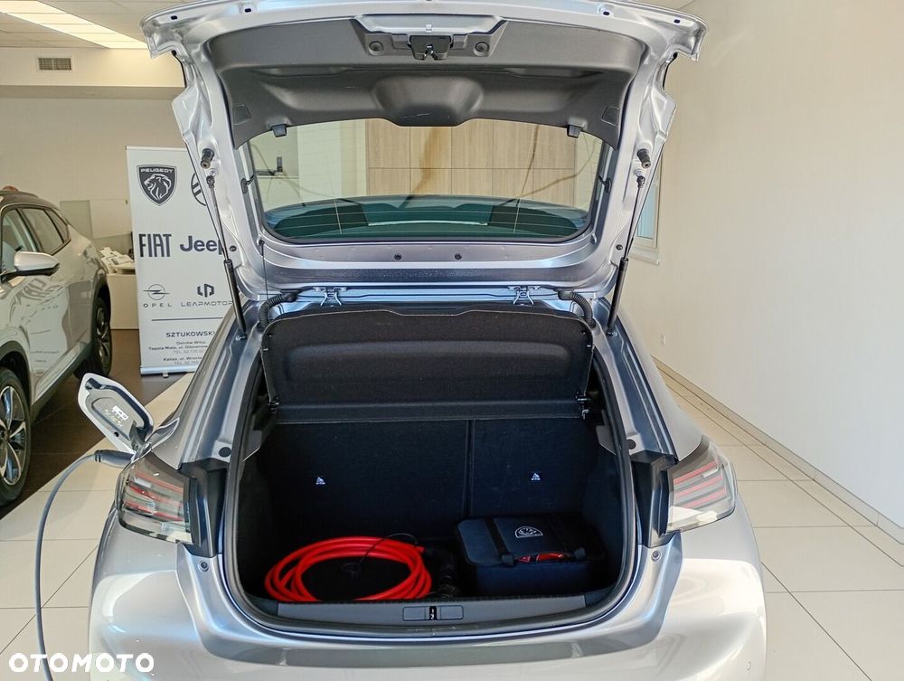 Peugeot 208 50kWh Active - 17