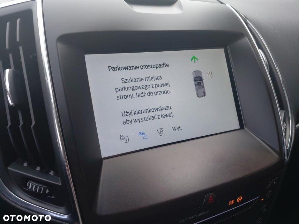 Ford S-Max - 26
