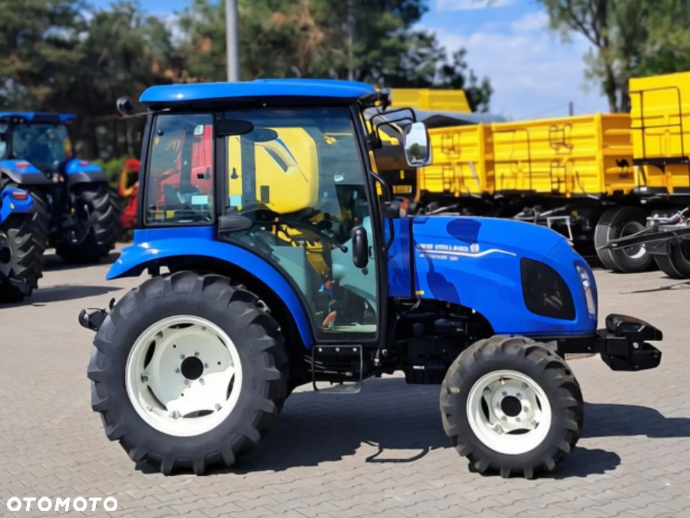 New Holland BOOMER 50 - 3