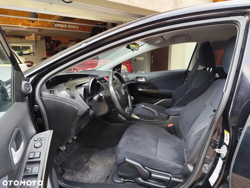 Honda Civic 2.2 i-DTEC Sport - 8