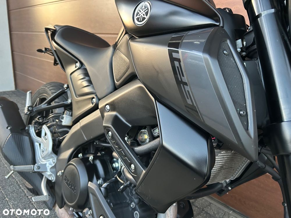 Yamaha MT - 9