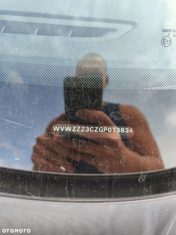 Volkswagen Passat 2.0 TDI SCR - 10