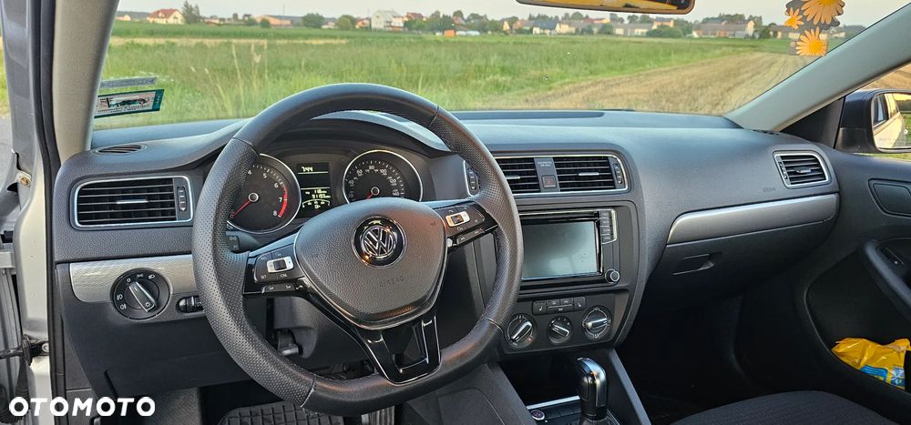 Volkswagen Jetta 1.4 TSI DSG BlueMotion Technology - 6